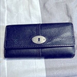 Fossil Black Leather Wallet Keyhole Hardware